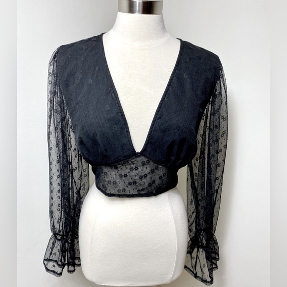 Cider Tops - NEW Cider shop NWT black back tie sheer long sleeve top